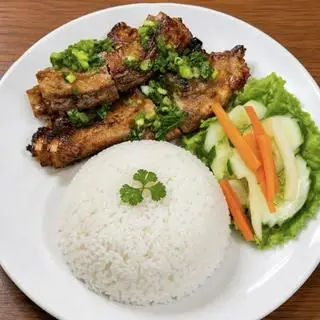 Hình ảnh CƠM SƯỜN QUE NƯỚNG 