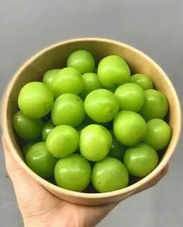 Hình ảnh Nho Sữa (300g) - kèm muối ớt chua cay