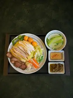 Hình ảnh Cơm gà Hội An Trúc Linh