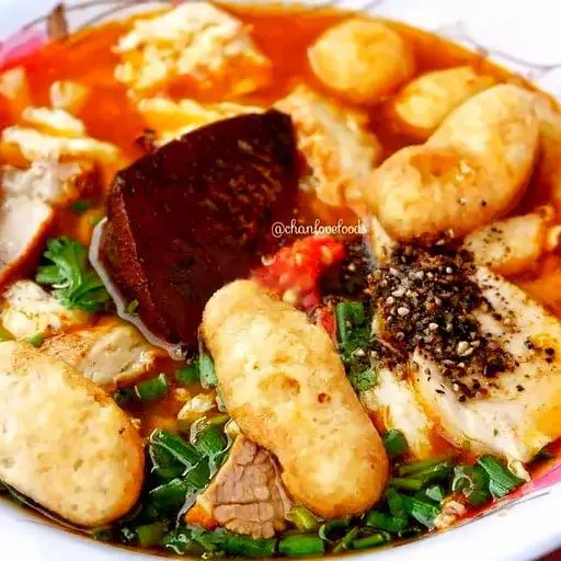 Hình ảnh Bánh Canh Thịt Nạc,  Chả Cá
