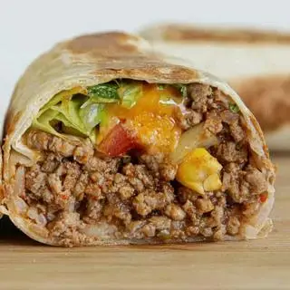 Hình ảnh Tacos bò xúc xích