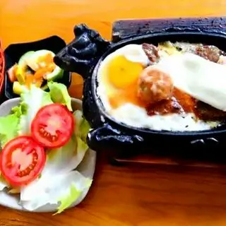 Hình ảnh Bít tết thập cẩm - soda chanh dây