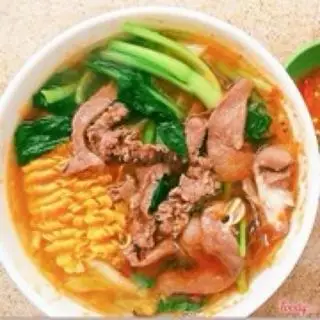 Hình ảnh Mỳ chua cay tim heo