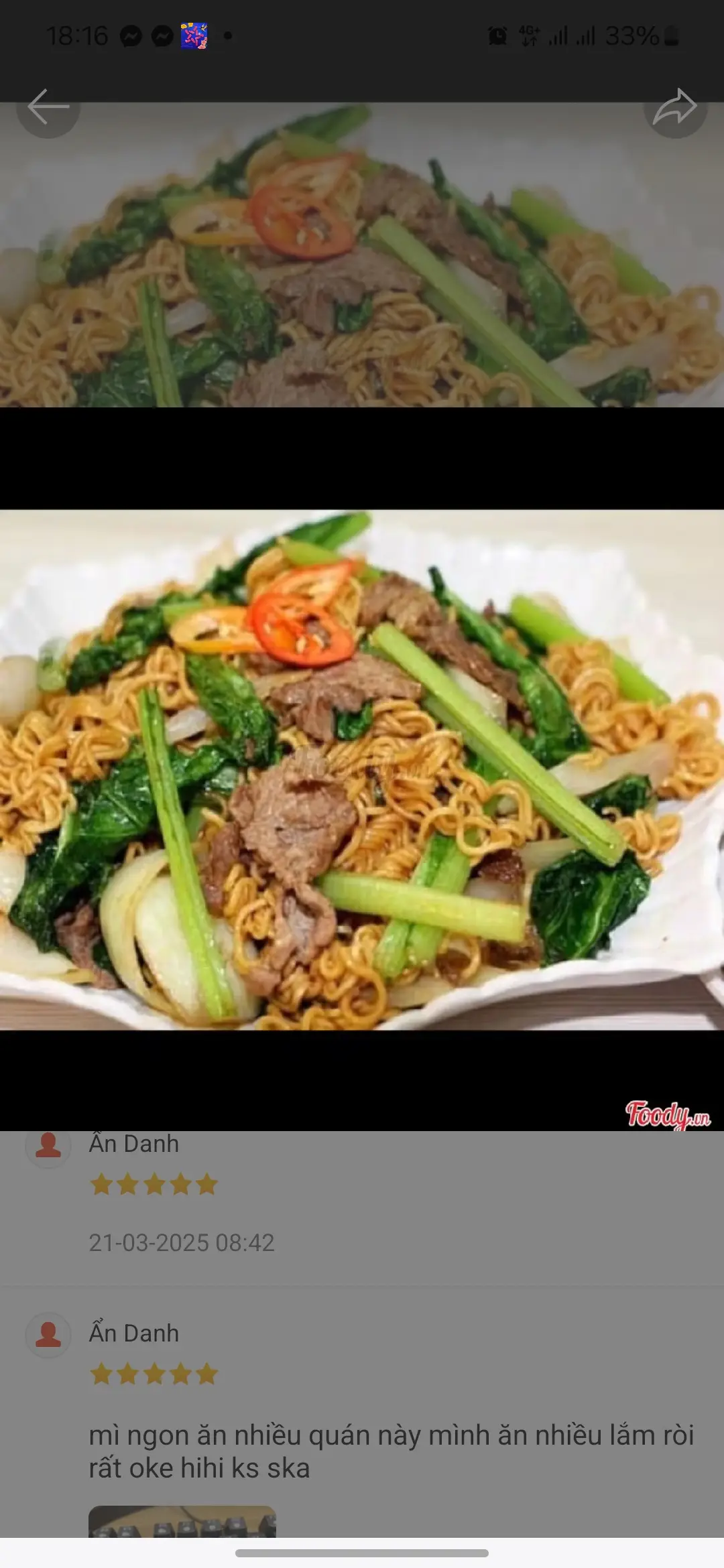 Hình ảnh Mỳ xào bò + gà đùi xé
