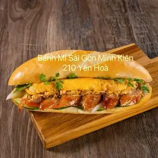 Hình ảnh Combo 4 bánh mì Nem nướng + trứng tặng 1 chai trà thái