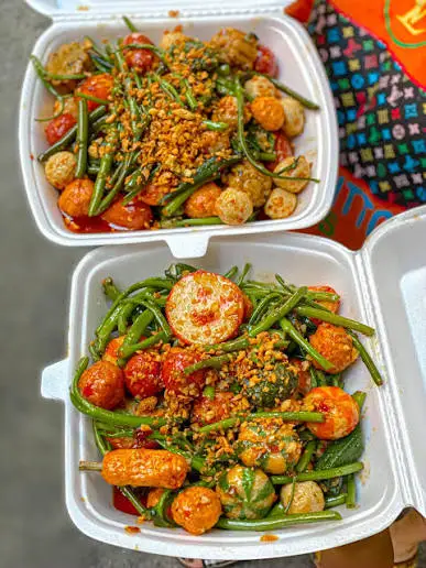 Hình ảnh Combo Cá Viên Chiên Sôt Mắm Tỏi Lớn