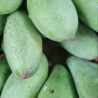 Hình ảnh Xoài thái giòn ngọt thơm ngon