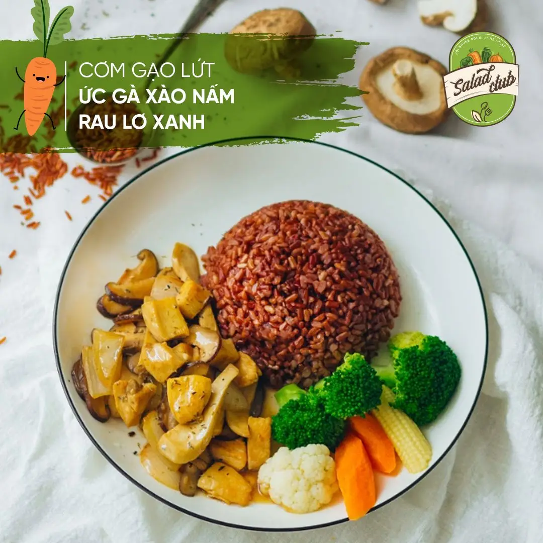 Hình ảnh Cơm lứt ức gà xào nấm