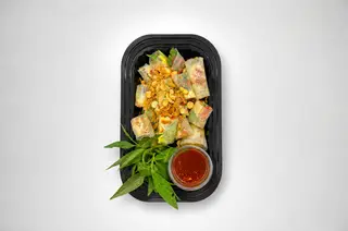 Hình ảnh Phơi Sương Cuộn Bơ Béo Lòng Đào 