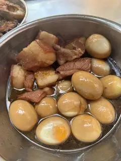 Hình ảnh Cơm Thịt Kho Hột Vịt