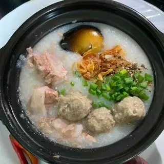 Hình ảnh Cháo sườn bắc thảo bò viên