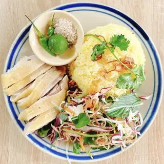 Hình ảnh Cơm gà chặt