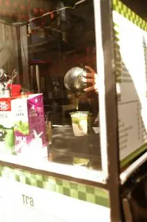 Hình ảnh Matcha latte sữa hạt