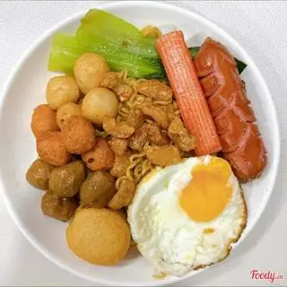 Hình ảnh 2 suất mì trộn thập cẩm 