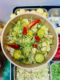 Hình ảnh Chân gà ngâm sả tắc(8 chân)