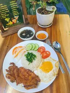 Hình ảnh Cơm sườn trứng