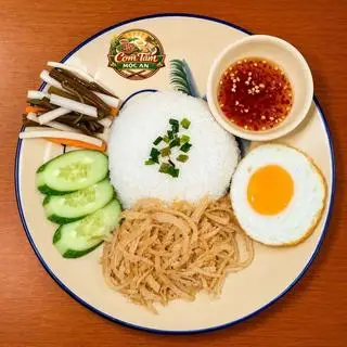 Hình ảnh Cơm Tấm Bì + Trứng