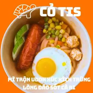 Hình ảnh Mì Trộn Udon Xúc Xích Trứng Lòng Đào Sốt Cà Ri Cay 