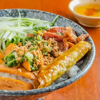 Hình ảnh Bún thập cẩm