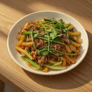 Hình ảnh Nui xào bò trứng + 01 Pepsi (Hoặc nước khác)