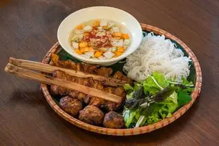 Hình ảnh Bún chả than tre