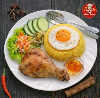 Hình ảnh Cơm Đùi Tỏi + trứng