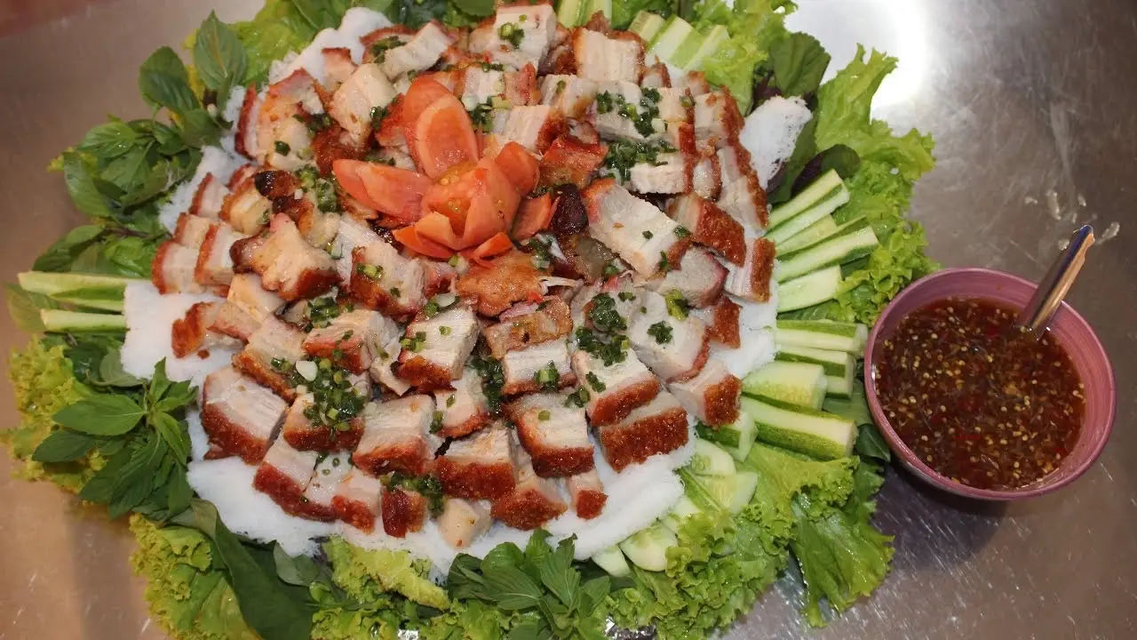 Hình ảnh combo heo quay bánh hỏi 