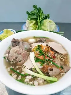 Hình ảnh Hủ tiếu Nam vang thập cẩm Xương 