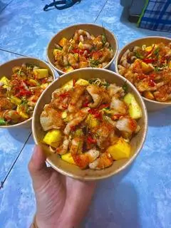 Hình ảnh Chân gà sốt Thái size nhỏ