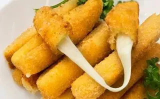 Hình ảnh Phô mai que - 2 cái