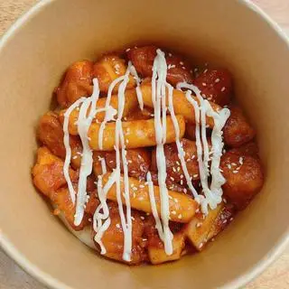 Hình ảnh Gà Tokbokki Sốt Cay Hàn Quốc