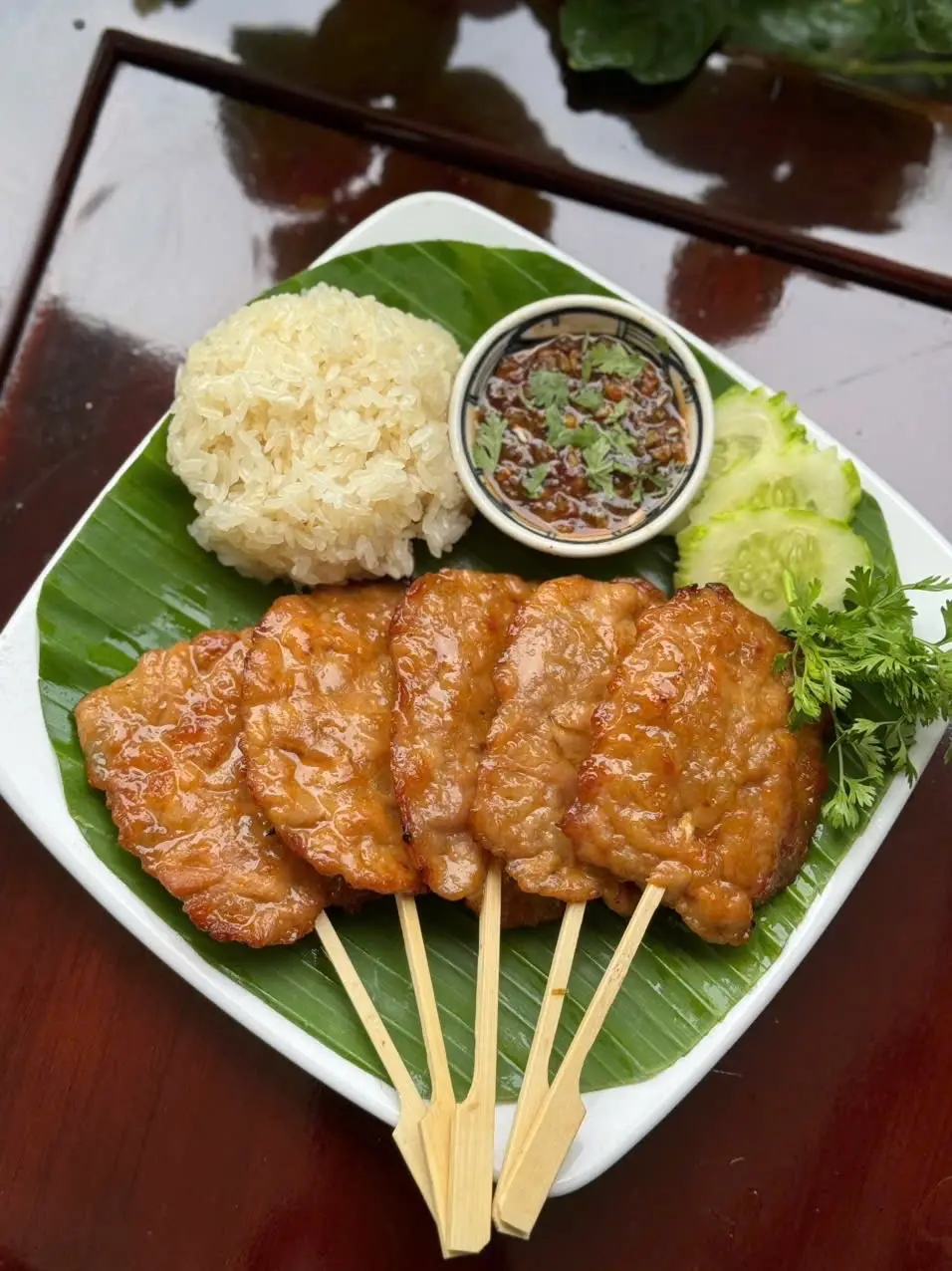Hình ảnh Combo 5 xiên heo kèm xôi/bánh mì