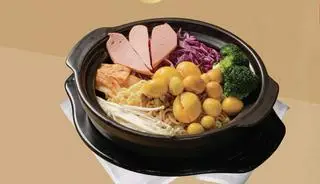 Hình ảnh Mì kim chi trứng gà non