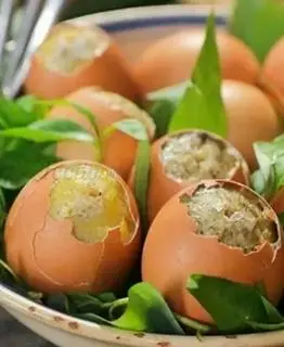 Hình ảnh 2 trứng gà nướng 