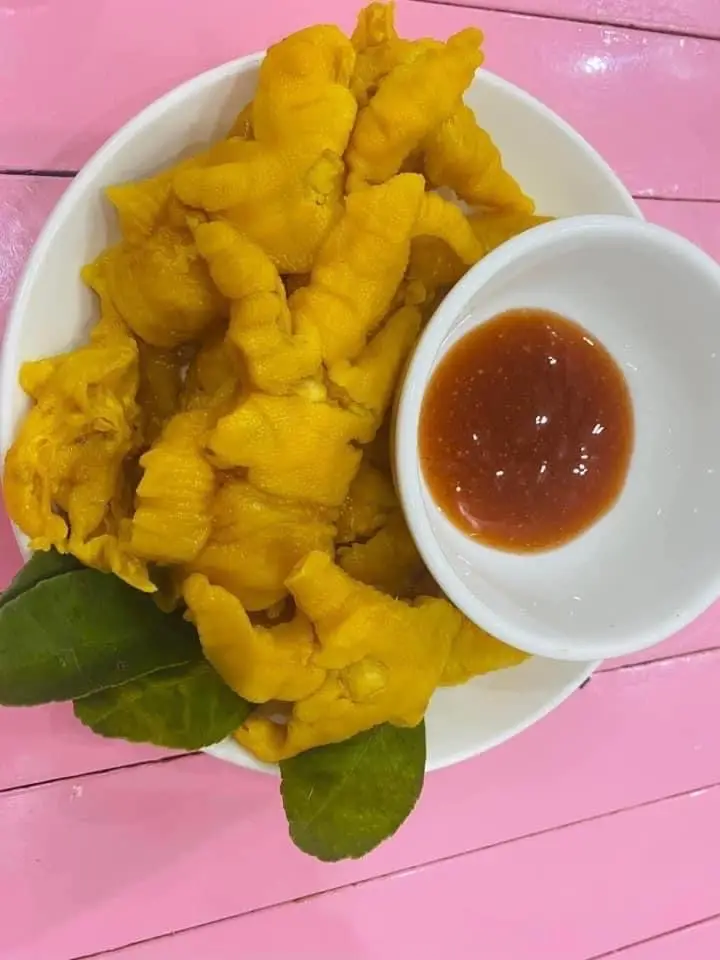 Hình ảnh Chân gà ủ muối (1 phần 5c)