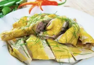 Hình ảnh gà hấp lá chanh 1/2 con