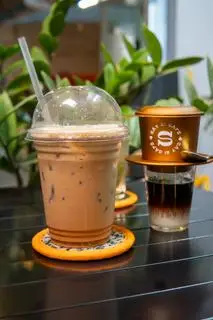 Hình ảnh Cà phê sữa pha phin