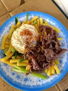 Hình ảnh Nui xào bò trứng