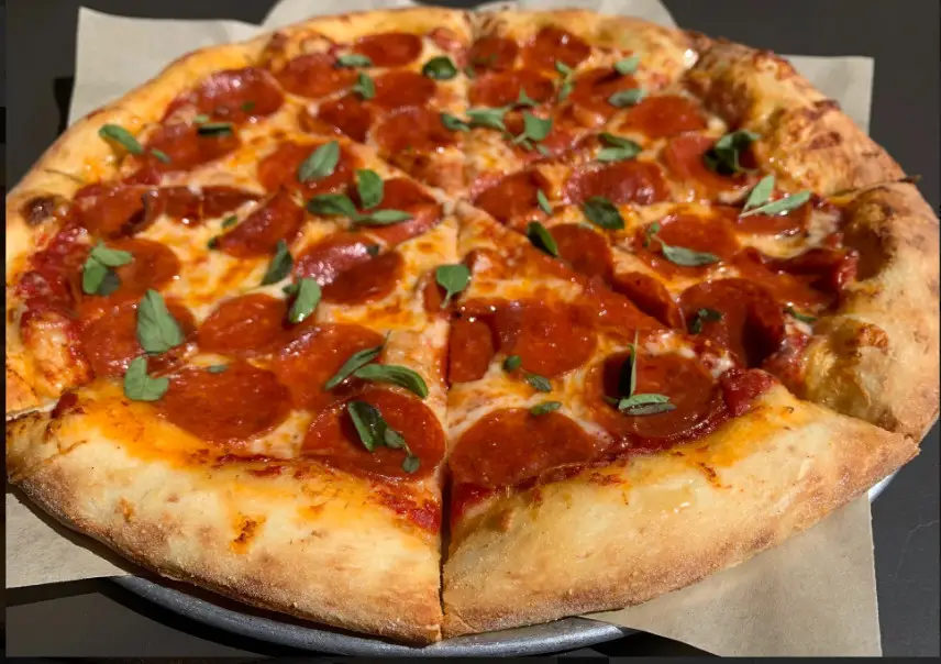 Hình ảnh Hot Honey Pepperoni pizza size M
