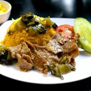 Hình ảnh Cơm chiên( giòn) dưa cải - bò (củ hành)