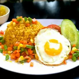 Hình ảnh Cơm chiên (giòn) dương châu - ốp la