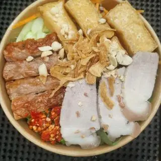 Hình ảnh Bún nước tương nem nướng,thịt luộc,đậu hũ