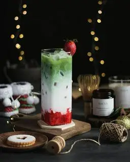 Hình ảnh Matcha Latte Dâu 