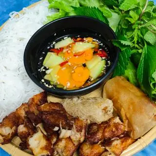 Hình ảnh Bún Chấm Nem Thịt