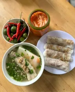Hình ảnh Bánh cuốn phần đầy đủ