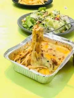 Hình ảnh mỳ bò bằm phủ phômai đút lò