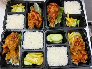 Hình ảnh Cơm đùi gà sốt