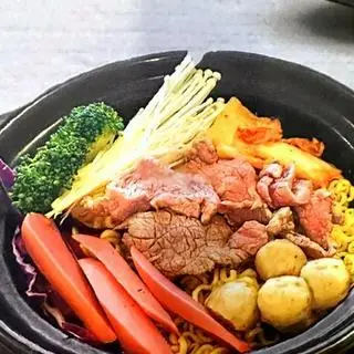 Hình ảnh Mì Kim Chi Bò