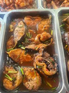 Hình ảnh cá trê kho gừng