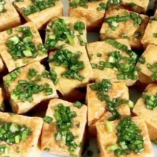 Hình ảnh ĐẬU HŨ MỠ HÀNH CHÀ BÔNG